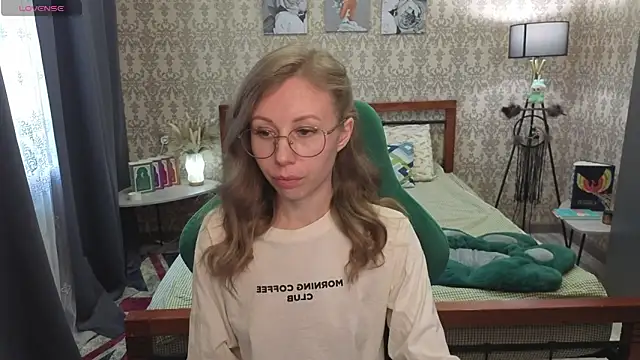 Lill Mary online show from 03/05/26, 03:25