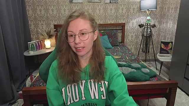 Lill Mary online show from 03/26/26, 02:43