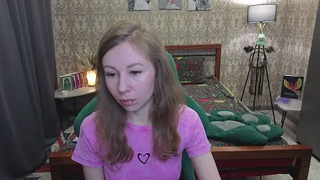 Lill Mary online show from 03/30/26, 03:08