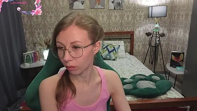 Lill Mary online show from 02/19/26, 03:14