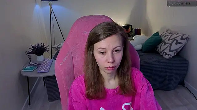 Snapshot of Lill_Mary chatting on 03/03/25, 12:34 Lill Mary online show from 03/03/25, 12:34