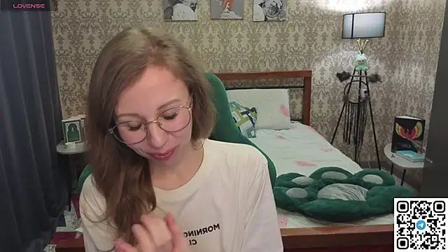 Lill Mary online show from 02/14/26, 02:56