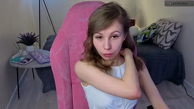 Snapshot of Lill_Mary chatting on 03/08/25, 02:34 Lill Mary online show from 03/08/25, 02:34