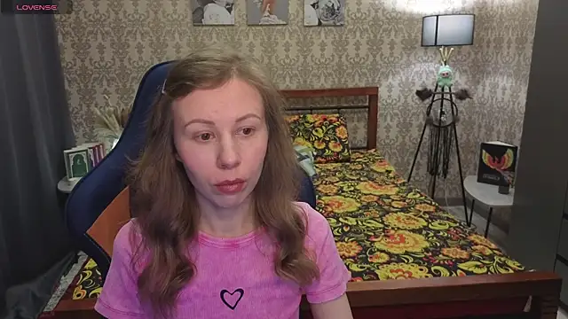 Lill Mary online show from 02/05/26, 03:13