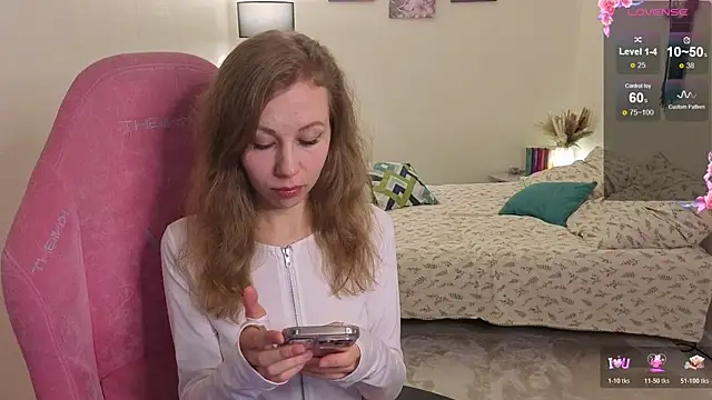 Lill Mary online show from 11/14/25, 12:03