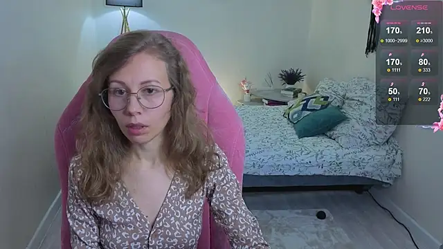 Snapshot of Lill_Mary chatting on 09/13/25, 02:22 Lill Mary online show from 09/13/25, 02:22