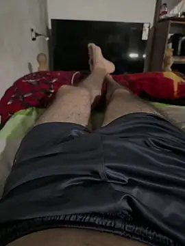 Snapshot of beto1028RD chatting on 11/24/25, 07:03 beto1028RD online show from 11/24/25, 07:03