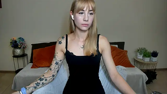 LunaBelli online show from 09/28/25, 06:59