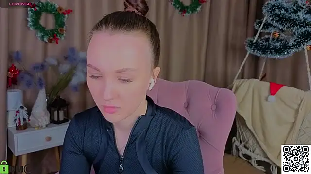 Wendy mm online show from 12/14/25, 09:04