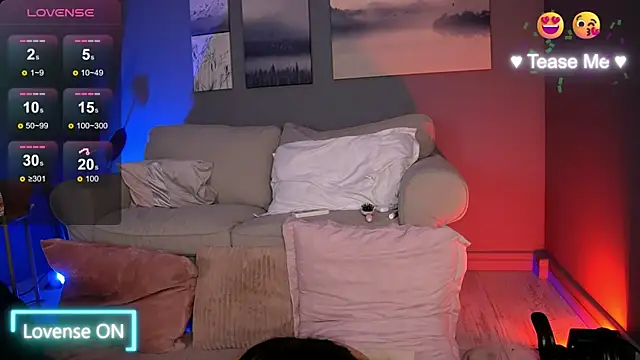 BetsyGonzale online show from 02/21/25, 10:28