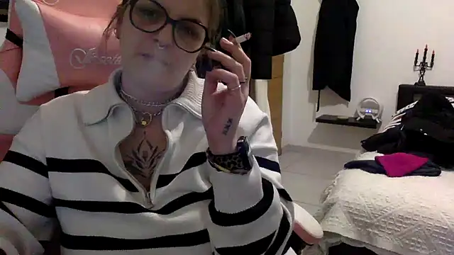 vanillesoumise online show from 02/11/25, 08:42