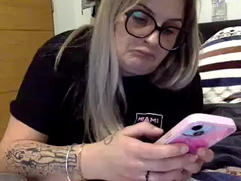 vanillesoumise online show from 12/12/24, 09:15