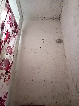 Snapshot of strip_1212 chatting on 11/02/25, 02:55 strip 1212 online show from 11/02/25, 02:55