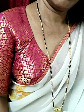 anuradha1432 online show from 09/08/25, 02:16