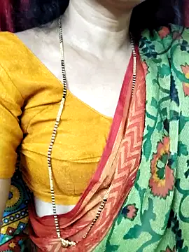 anuradha1432 online show from 10/26/25, 08:48