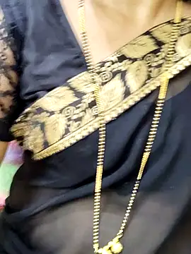 anuradha1432 online show from 09/12/25, 10:04