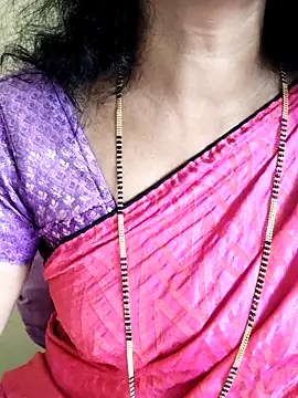 anuradha1432 online show from 09/26/25, 07:15