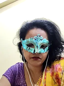 anuradha1432 online show from 03/18/25, 12:39