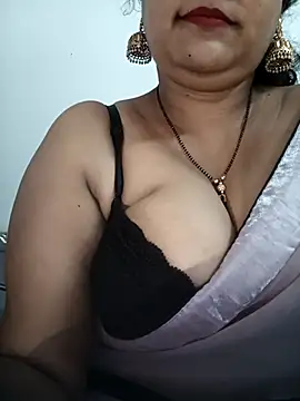 Nyra-23 online show from 04/14/26, 08:52