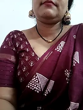 Nyra-23 online show from 11/28/25, 08:03