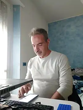 Marcolino183 online show from 10/22/25, 08:25