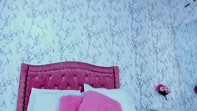 Mia Malkovaa  online show from 10/20/25, 04:29