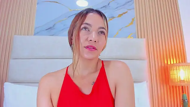 Snapshot of Mia_Malkovaa_ chatting on 07/15/26, 04:03 Mia Malkovaa online show from 07/15/26, 04:03