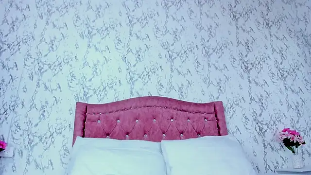 Mia Malkovaa  online show from 11/15/25, 04:33