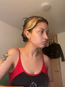 baby lizy online show from 10/21/25, 09:25