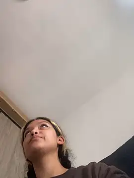 baby lizy online show from 09/12/25, 08:30