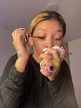 baby lizy online show from 10/05/25, 06:20