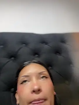 baby lizy online show from 03/31/26, 06:21