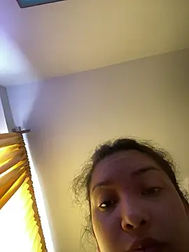 baby lizy online show from 11/05/25, 08:56