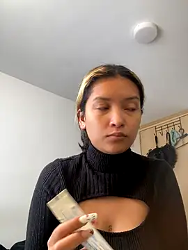 baby lizy online show from 10/04/25, 08:10