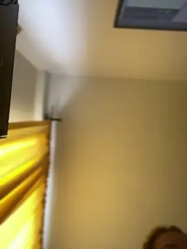 baby lizy online show from 12/21/25, 01:46