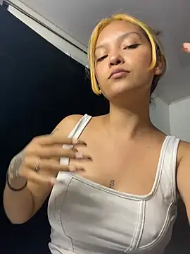 baby lizy online show from 03/22/25, 11:31