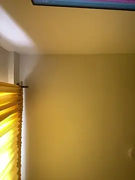 baby lizy online show from 11/04/25, 06:33