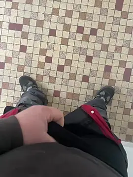 Snapshot of lescoquin2215 chatting on 01/23/25, 09:39 lescoquin2215 online show from 01/23/25, 09:39