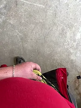 Snapshot of lescoquin2215 chatting on 03/06/25, 01:46 lescoquin2215 online show from 03/06/25, 01:46