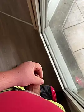 Snapshot of lescoquin2215 chatting on 10/09/25, 09:43 lescoquin2215 online show from 10/09/25, 09:43