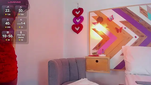 Katia Wilson online show from 04/17/26, 07:49