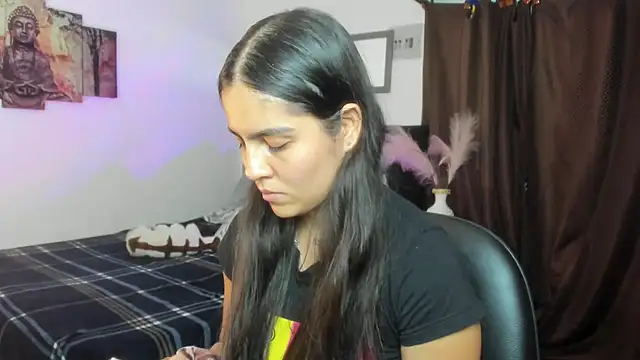 Snapshot of alisa_jhons1 chatting on 10/08/25, 01:07 alisa jhons1 online show from 10/08/25, 01:07