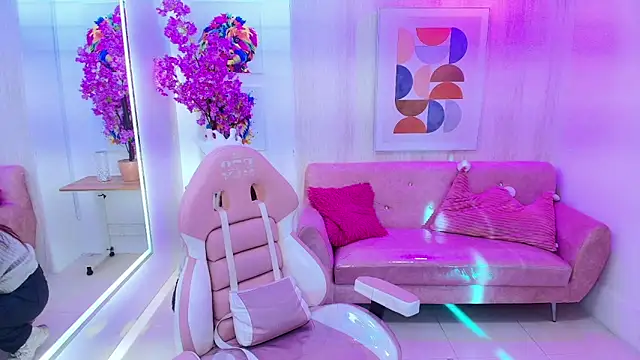 Gabby evanns online show from 09/26/25, 12:12