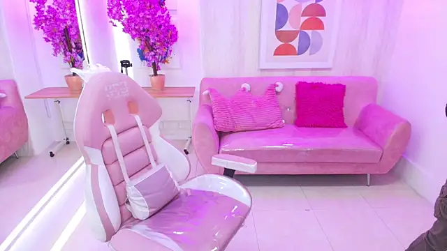 Gabby evanns online show from 10/17/25, 12:07