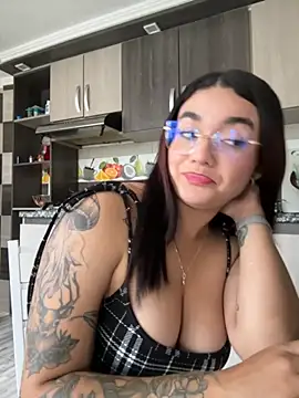 camianddanna online show from 10/20/25, 06:30