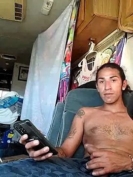 LargeDominoes online show from 02/28/26, 07:13