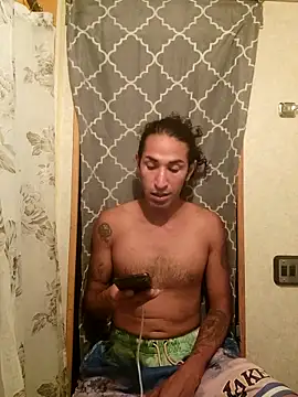 LargeDominoes online show from 04/06/26, 04:57