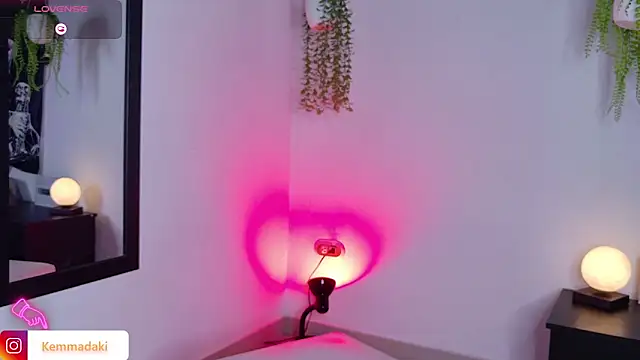 kemmadakii online show from 11/19/25, 10:43