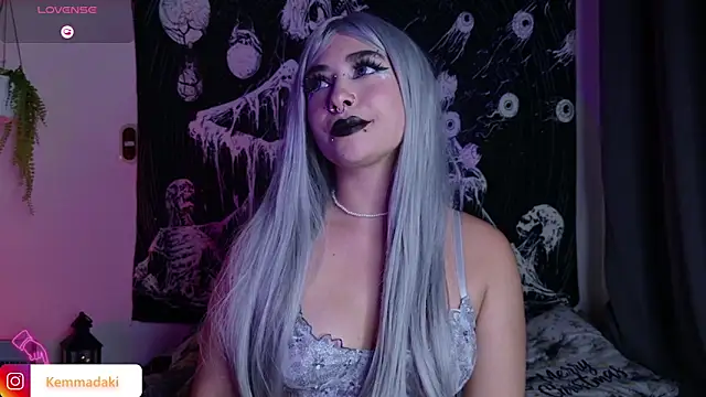 kemmadakii online show from 12/22/25, 11:05