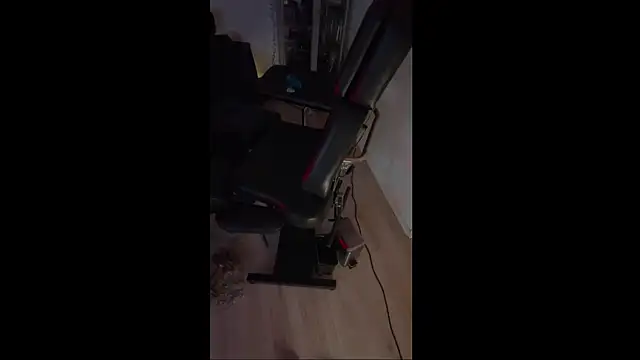 Snapshot of LuggiJack chatting on 01/01/25, 08:13 LuggiJack online show from 01/01/25, 08:13